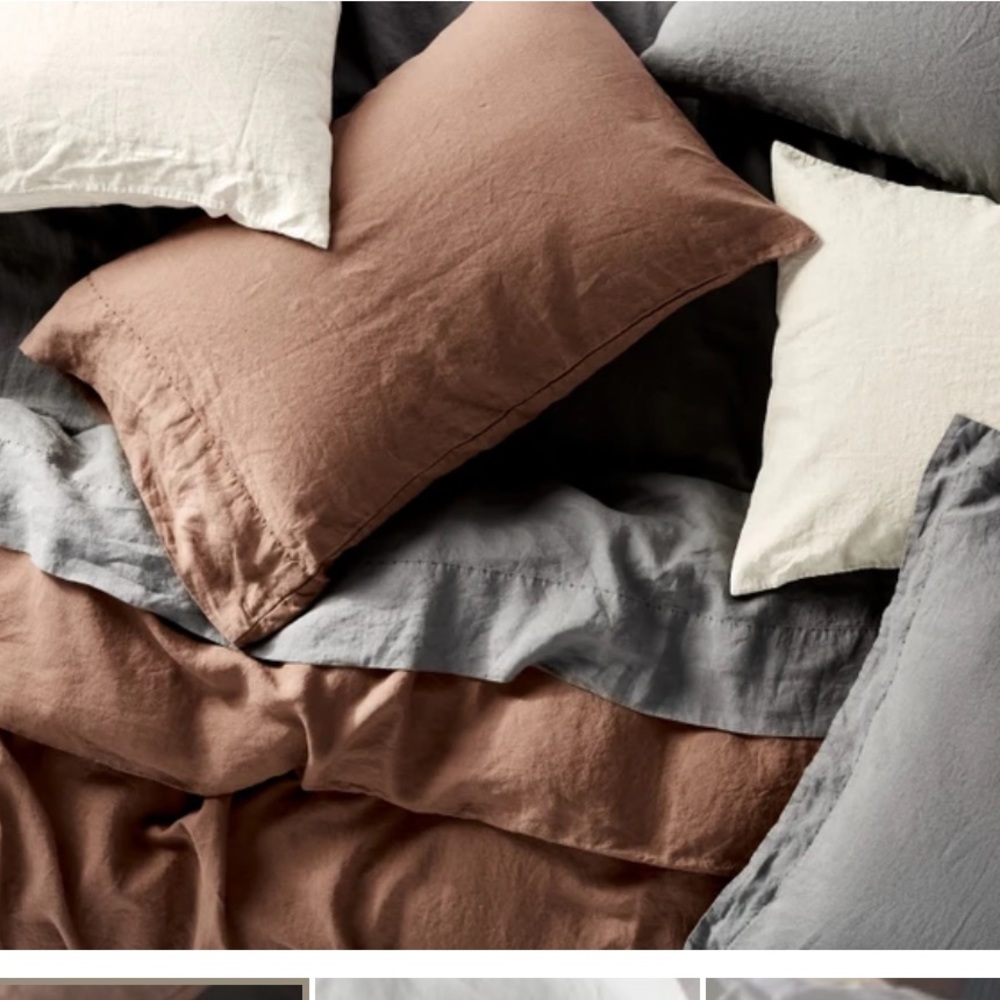 Coyuchi linen sheet set in redwood (queen size)